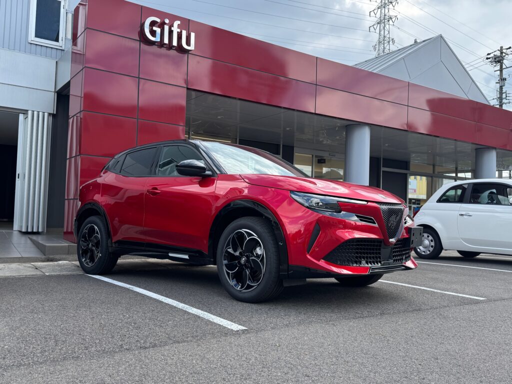 アルファ ロメオ ジュニアにプロテクションフィルム施工　UNLIMITED