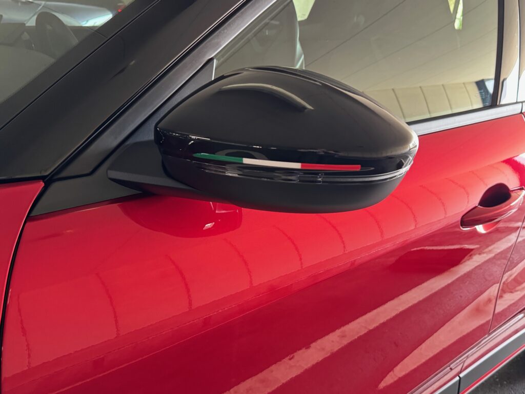 UNLIMITED アルファ ロメオ ジュニア ドレスアップカスタムパーツ。