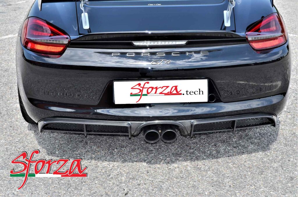 イタリアSforza社カーボンパーツ正規ディーラー UNLIMITED