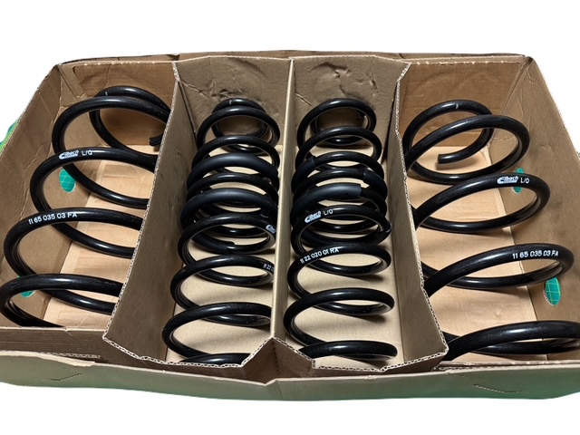 瞬殺完売！ALFA ROMEO ジュニア イブリダ用 アイバッハ スポーツスプリングキット UNLIMITED
