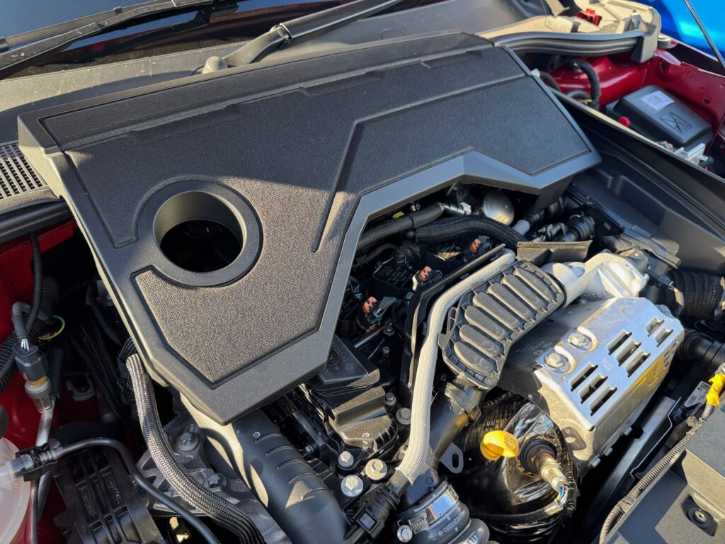 アルファロメオジュニア エンジンヘッドカバー UNLIMITED