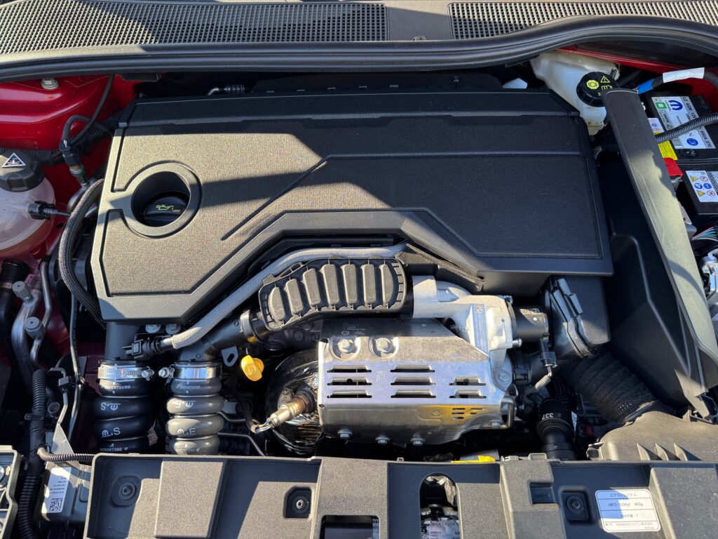 アルファロメオジュニア エンジンヘッドカバーパーツ UNLIMITED