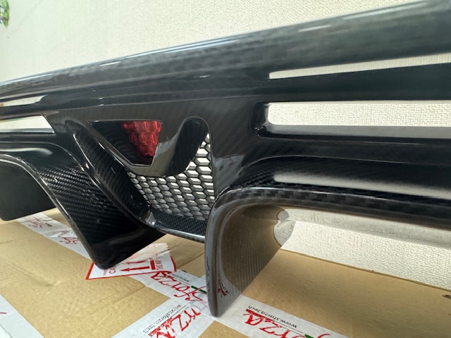 Sforza ABARTH カーボンリアディフィーザー　UNLIMITED