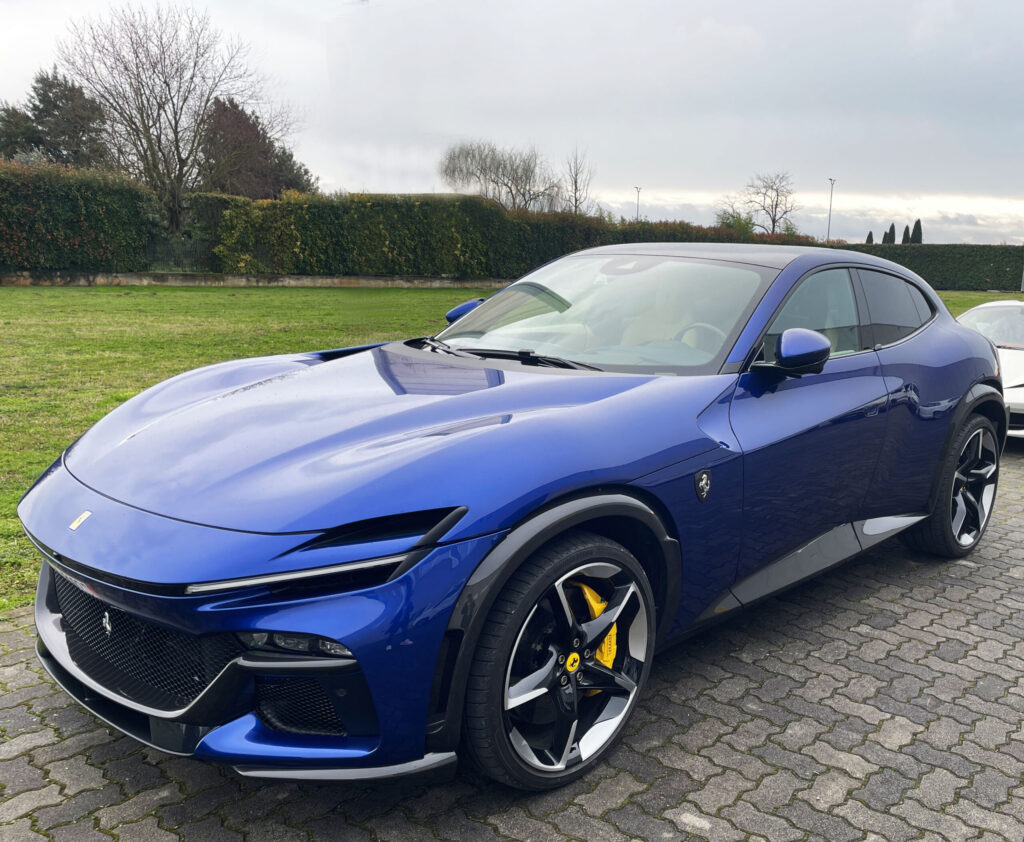 Ferrari Purosangue用Sforzaカーボンパーツ 特別価格キャンペーhttps://unlimited.shop-pro.jp/?mode=cate&cbid=2793903&csid=13ン開催　　